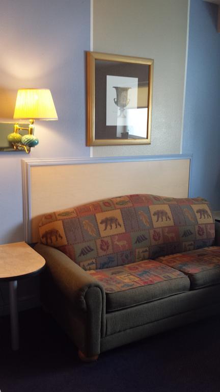 Manor Motel Minooka Exterior photo