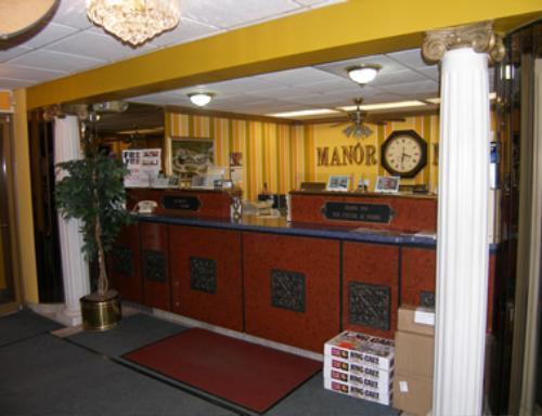 Manor Motel Minooka Exterior photo